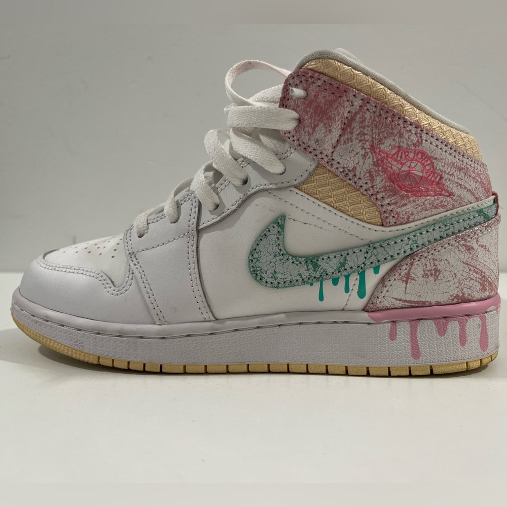 Jordan 1 Mid Paint Drip (GS), 5.5Y